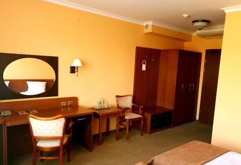 חדר סטנדרט, Stara Poczta