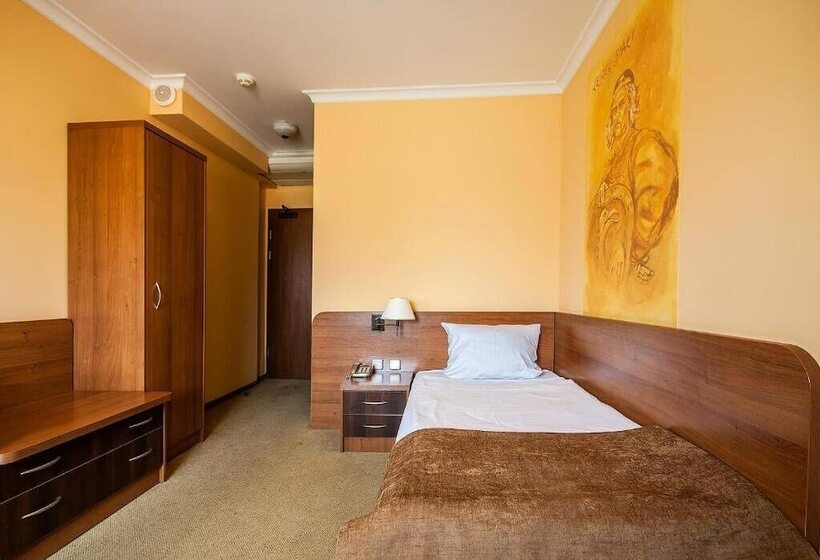 חדר סטנדרט יחיד, Stara Poczta