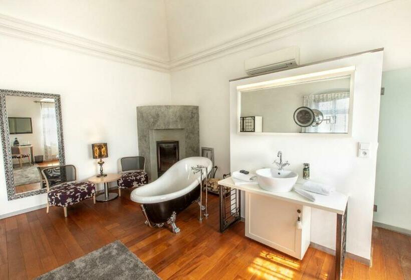 غرفة ديلوكس, Villa Nečas žilina