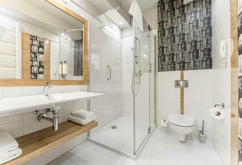 اتاق راحتی, Wieniawski