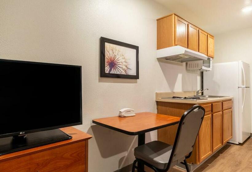 חדר סטנדרט שתי מיטות זוגיות, Woodspring Suites Houston Westchase