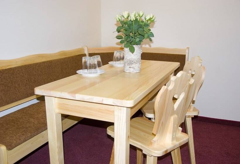 Студия Стандарт, Zajazd Górski Kuźnice