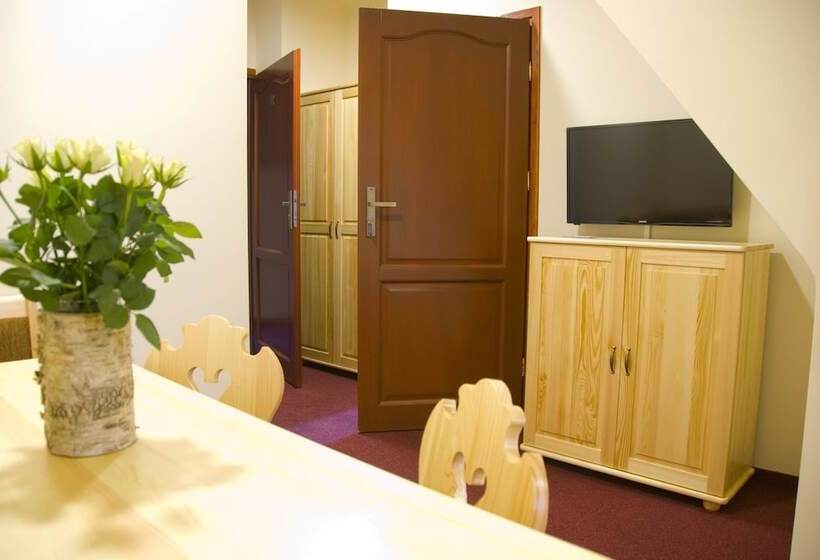 Студия Стандарт, Zajazd Górski Kuźnice