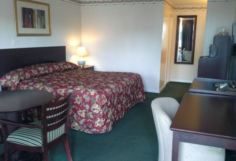 Номер Стандарт, Inn Towne Motel