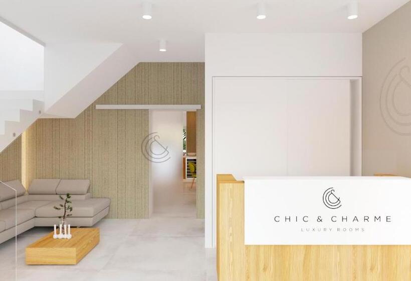 Трехместный Номер Стандарт с Балконом, Chic & Charme Luxury Rooms