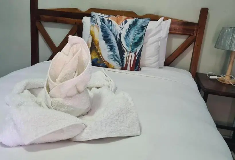 اتاق استاندارد یک نفره, Maya Bnb
