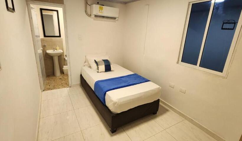 غرفة قياسية فردية, Edificio Regata Inn