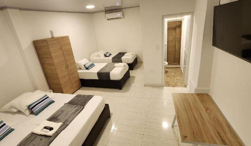 Четырехместный Номер Стандарт, Edificio Regata Inn