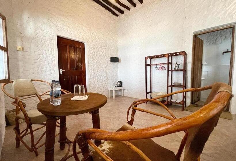 חדר משפחתי נוף לים, Ha Beach Hotel Zanzibar