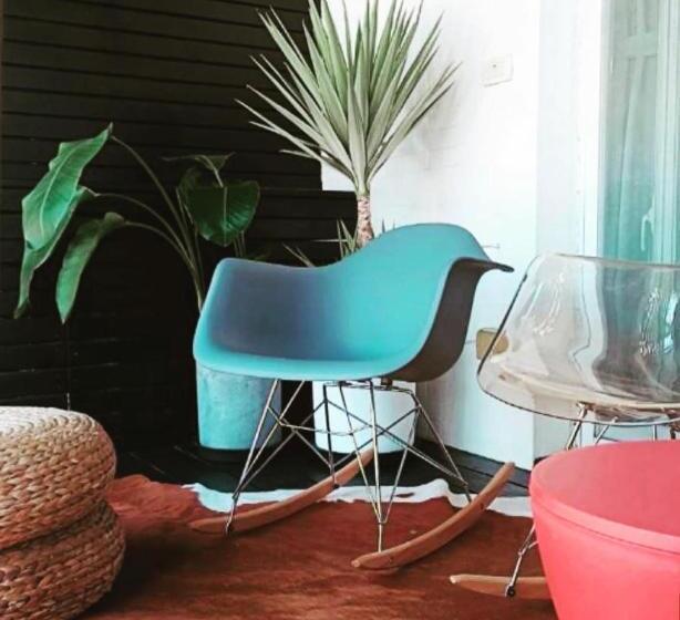 اتاق استاندارد چهارنفره با بالکن, Here B&b 宅這兒私宅 墾丁b宅