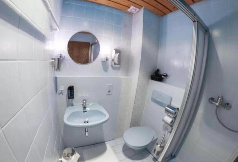 Стандартный Номер Кровать Кинг, B3