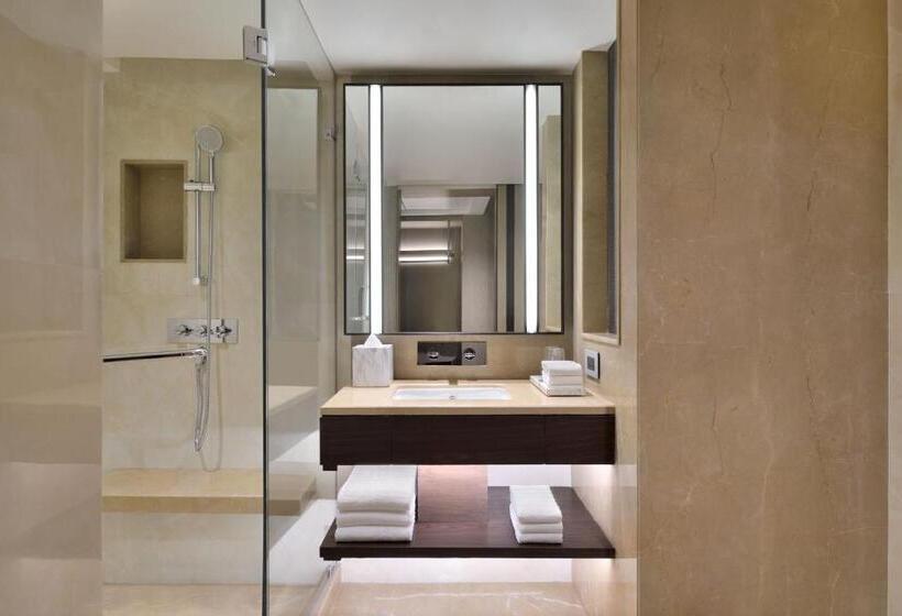 Номер Executive Кровать Кинг, Courtyard By Marriott Gorakhpur