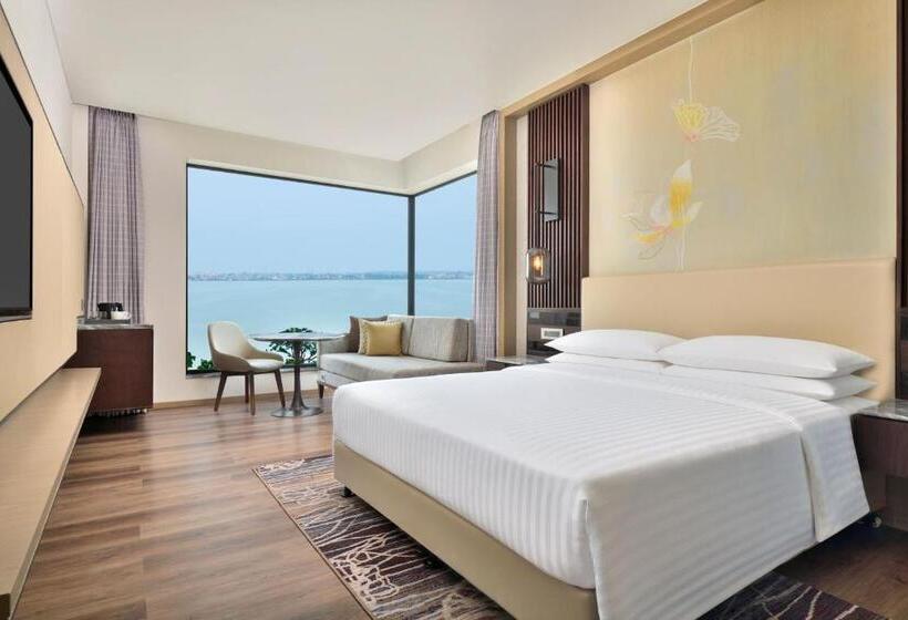 חדר אקזקיוטיב חדר קינג, Courtyard By Marriott Gorakhpur