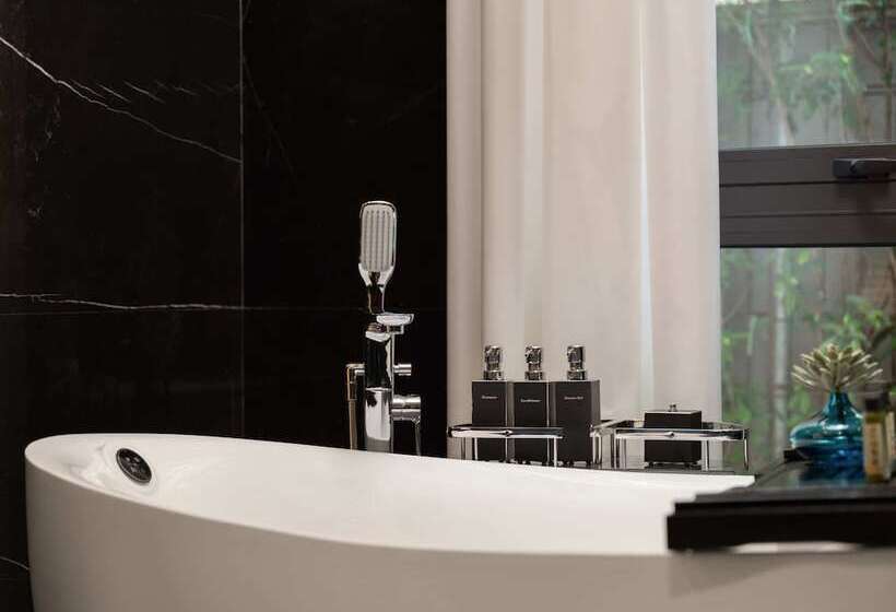 سوییت جونیور, Elegant Mansion 88