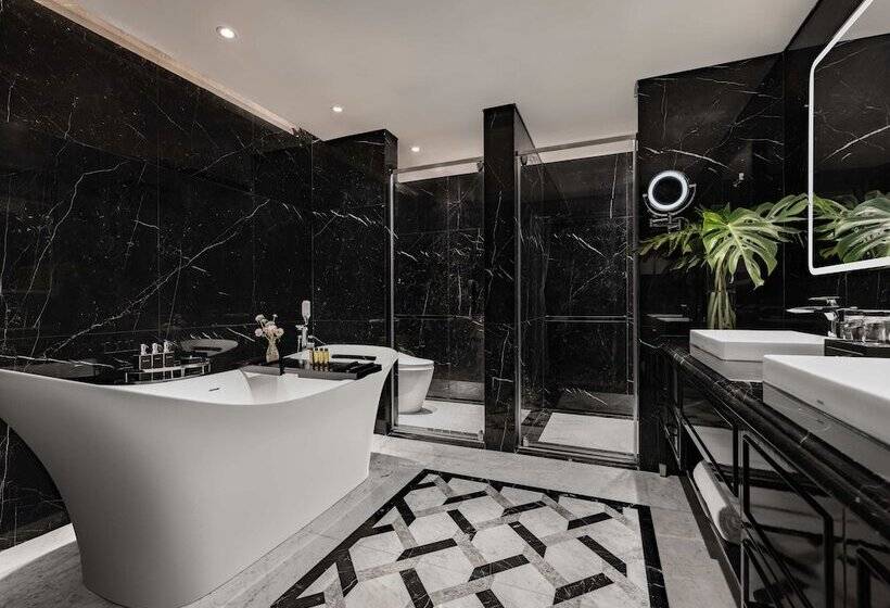 سوییت اجرایی, Elegant Mansion 88