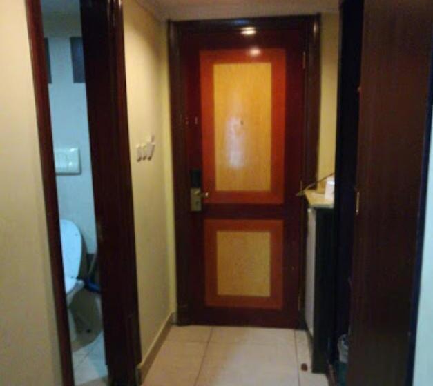 חדר משפחתי, Loaloat Al Tawhid