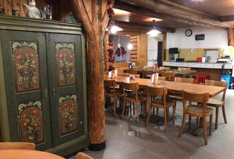 四人标准间, Mörlialp