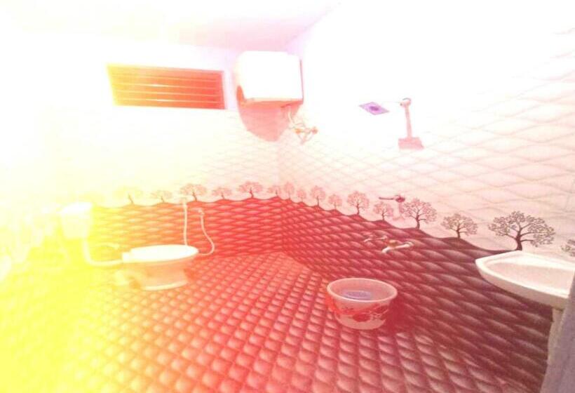 豪华三人间, Oyo Sri Vinayaga Residency