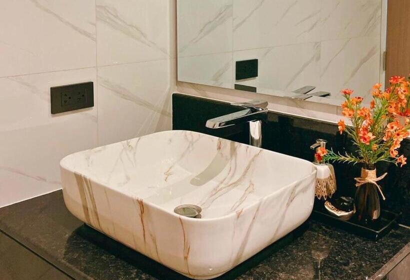 高级大房间, Sand Dance