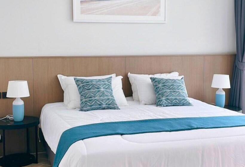 带大床的标准间, Sand Dance