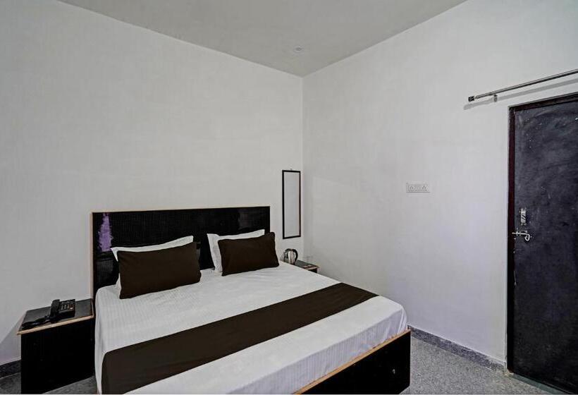 トリプルクラシックルーム, Oyo Hotel Kotik Stay