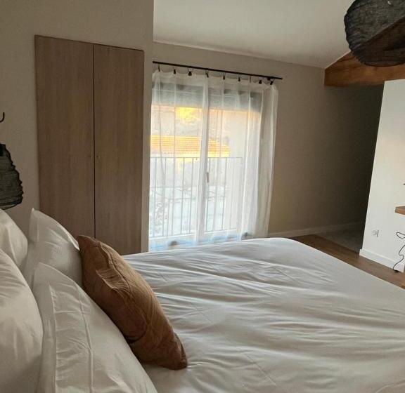 غرفة قياسية مطلّة علي الحديقة, Le Chai