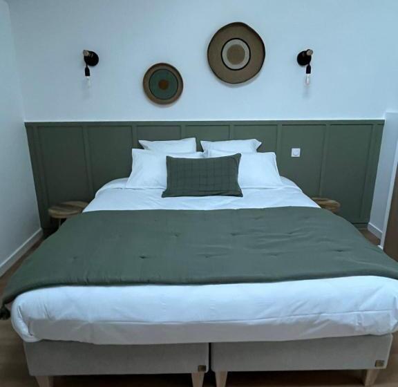 غرفة قياسية, Le Chai