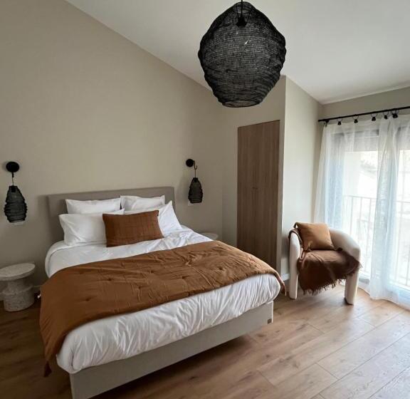 غرفة قياسية مطلّة علي الحديقة, Le Chai