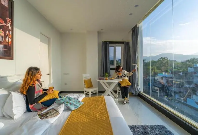 Habitació Deluxe, Artbuzz Dehradun