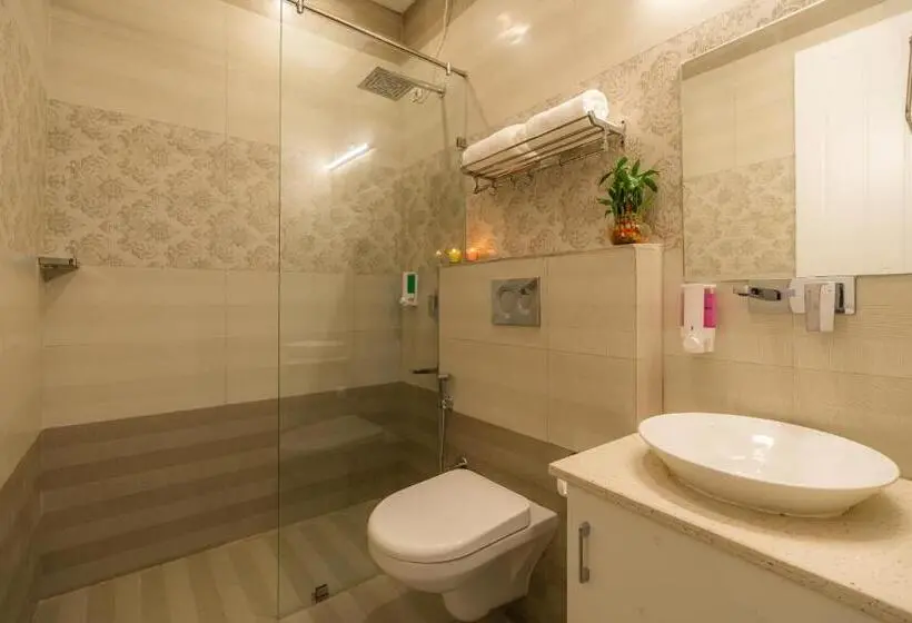 Habitació Superior, Artbuzz Dehradun