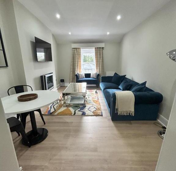 침실 2개 아파트, Apartments At The Black