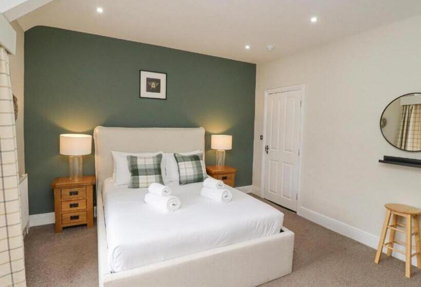 침실 2개 아파트, Apartments At The Black