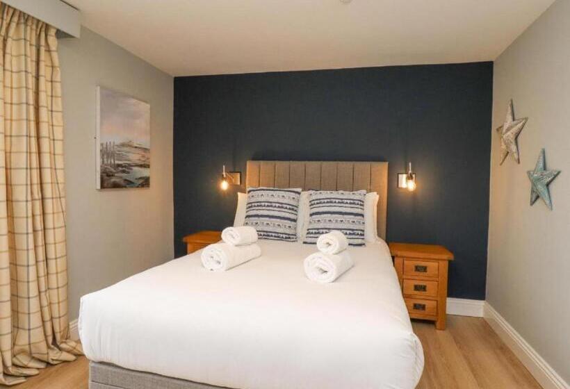 1베드룸 아파트 1층, Apartments At The Black