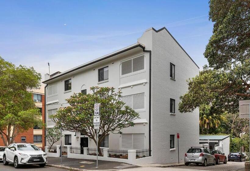 آپارتمان 2 خوابه, Hamilton Lodge