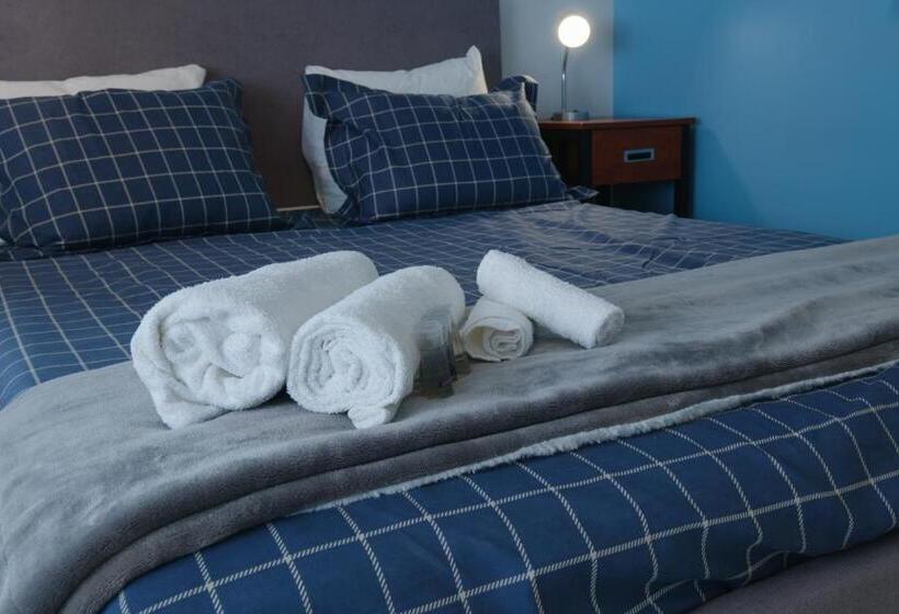 חדר סטודיו סטנדרד, Au Campus