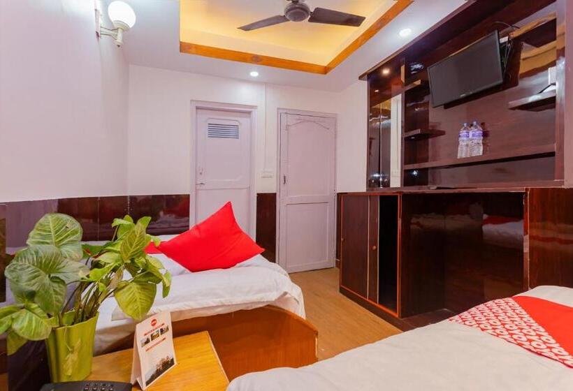 اتاق کلاسیک سه تخته, Oyo 800 New Muktinath