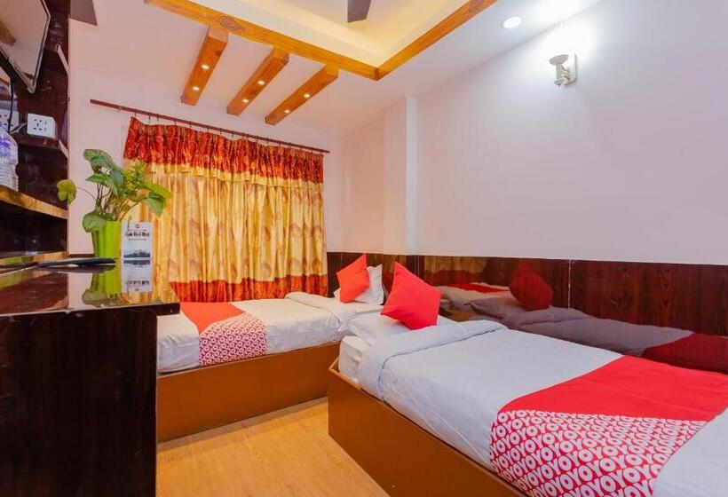 اتاق کلاسیک سه تخته, Oyo 800 New Muktinath