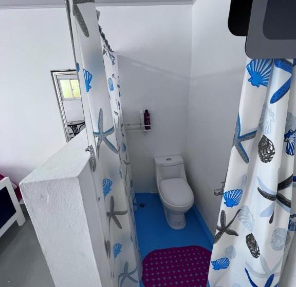 이코노미 룸, Sunrise Internet Cafe And