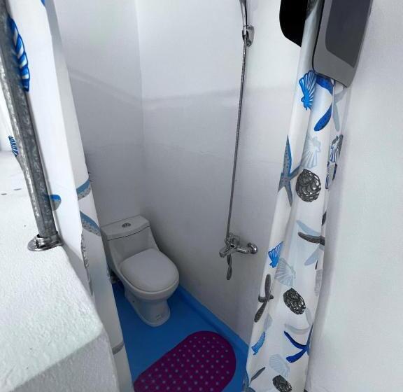 이코노미 룸, Sunrise Internet Cafe And