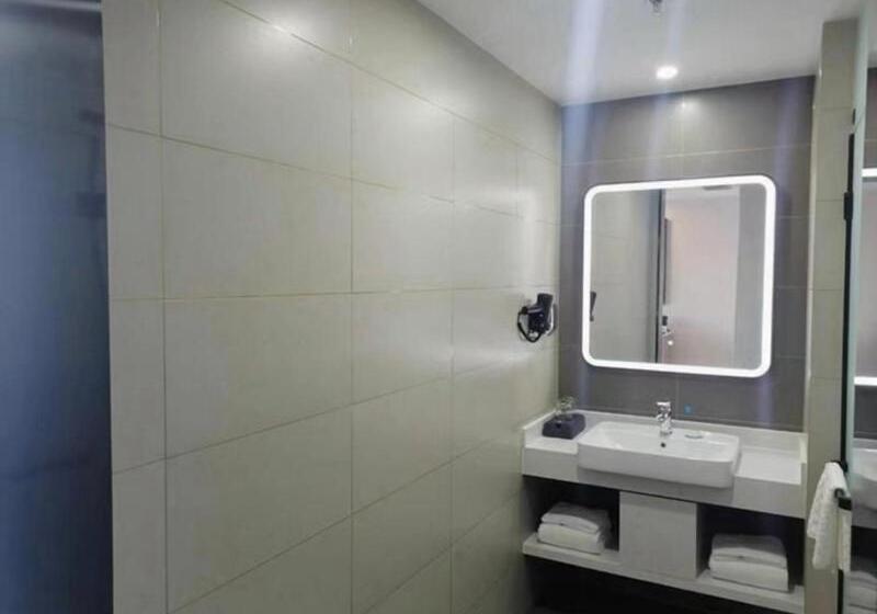 수피리어 패밀리 룸, Thank Inn Plus Weifang Kuiwen District Century Taihua People S Hospital