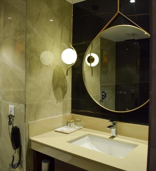 חדר אקזקיוטיב, Tulip Inn Shravasti