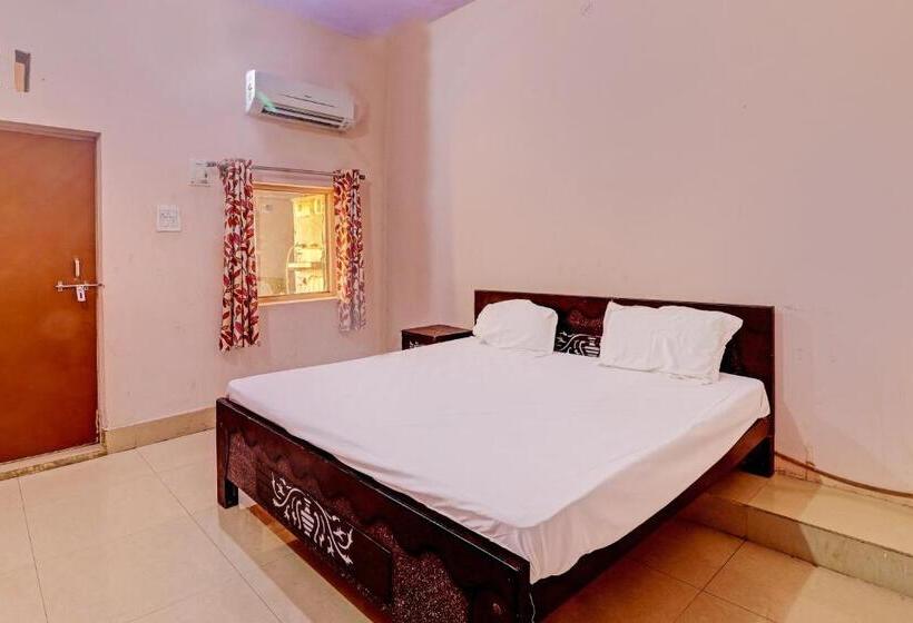 غرفة كلاسيكية ثلاثية, Suhani Palace