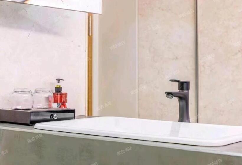 חדר סטנדרט פנימי, Sanya Romantic Journey Sea Resort & Spa