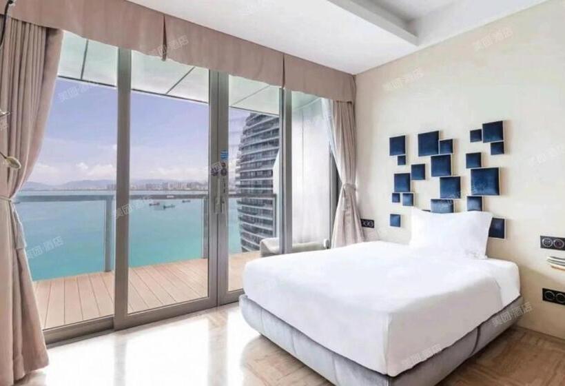 חדר לארבעה סטנדרטי עם מרפסת, Sanya Romantic Journey Sea Resort & Spa