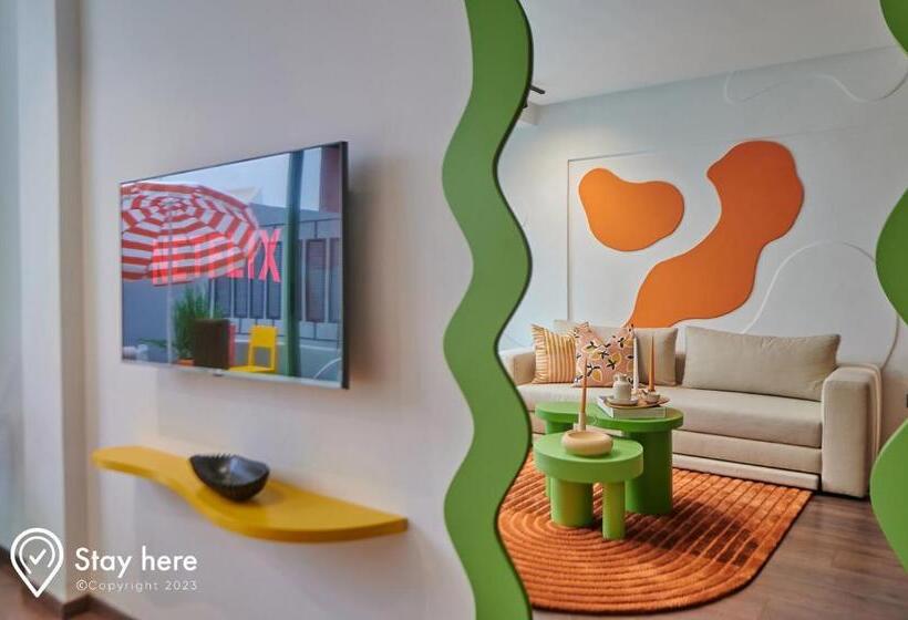 带1个卧室的带阳台的公寓, Stayhere Cil