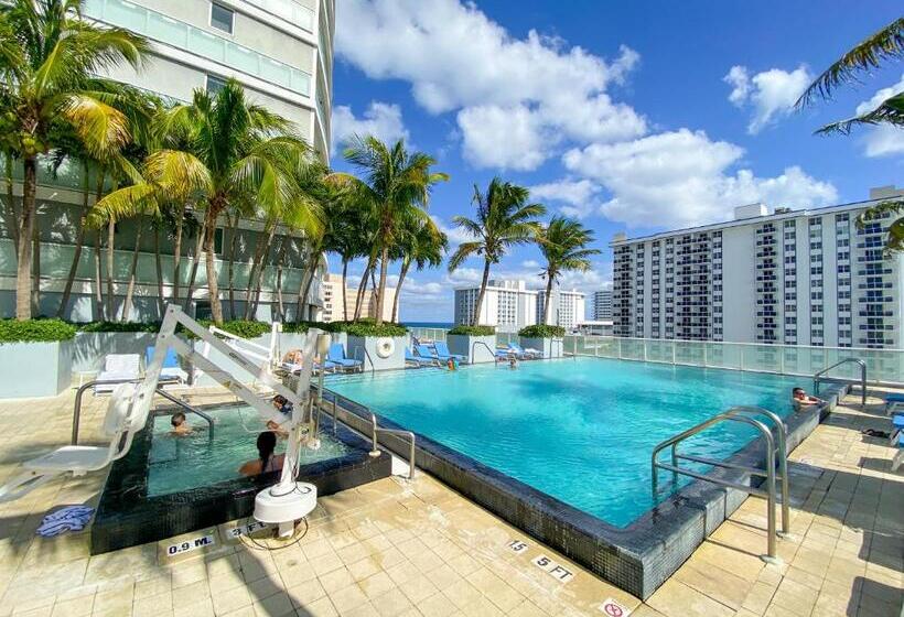 جناح غرفتين نوم, W Residences Fort Lauderdale Luxury Suites Across From Fort Lauderdale Beach