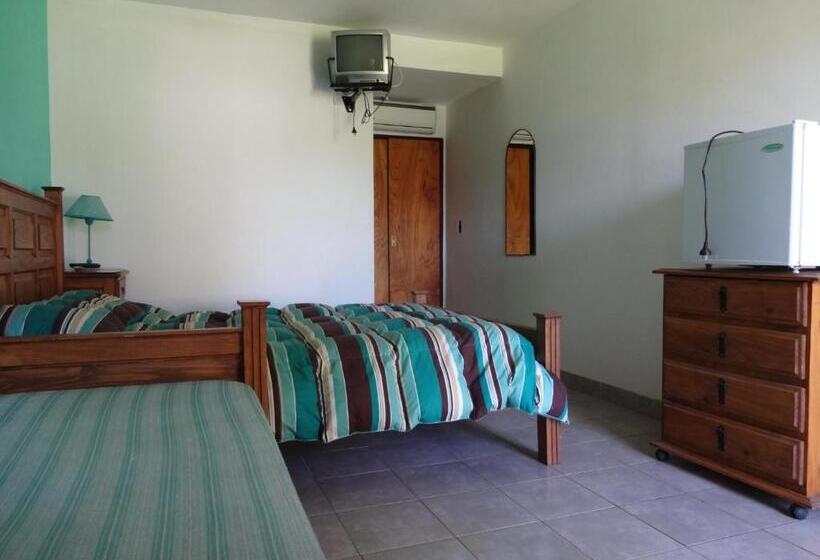 غرفة قياسية, Rincón Del Valle