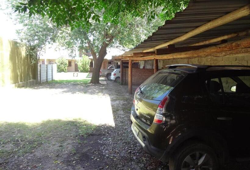 غرفة قياسية, Rincón Del Valle