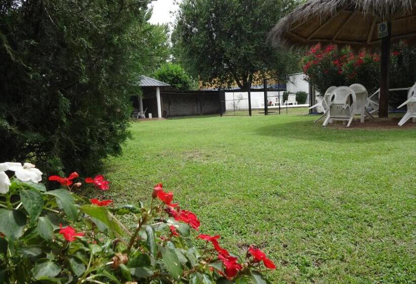 غرفة قياسية, Rincón Del Valle