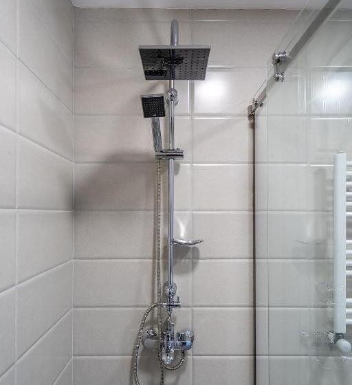 استودیوی لوکس, Atrium Exclusive   Ski4life